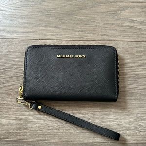 Michael Kors Wristlet